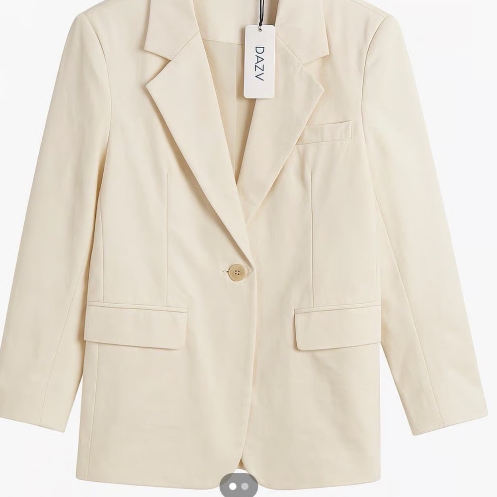 DAZY Apricot Blazer